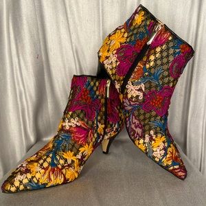 Sam Edelman Kinzey Embroidered Kitten Heel Booties